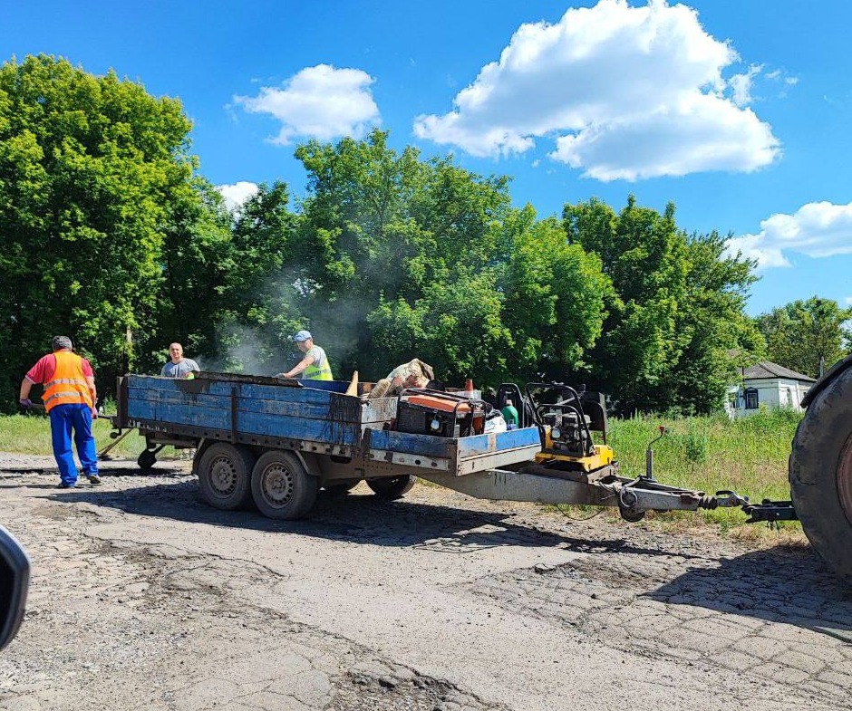 Ремонт доріг у Коломаку