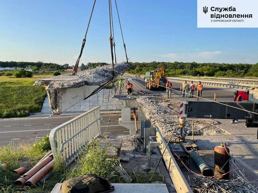 Окружна дорога біля міста Харків, ремонт мосту