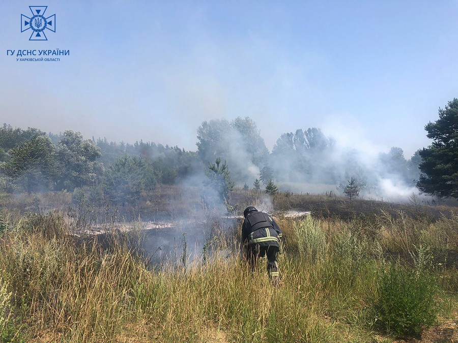 Село Бугаїва, Харківська область. Пожежа внаслідок ворожого обстрілу