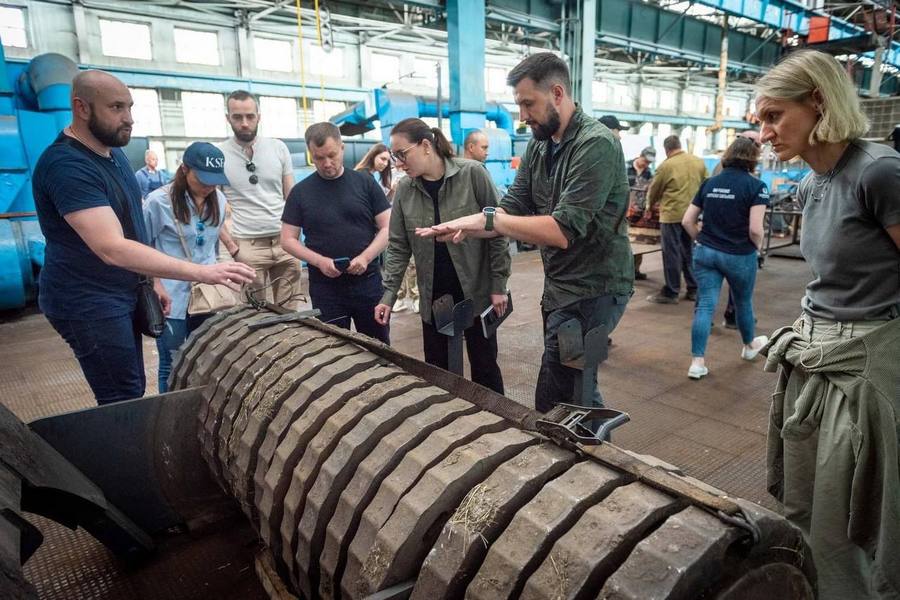 Харків, машина для розмінування отримала сертифікат. Синєгубов. 