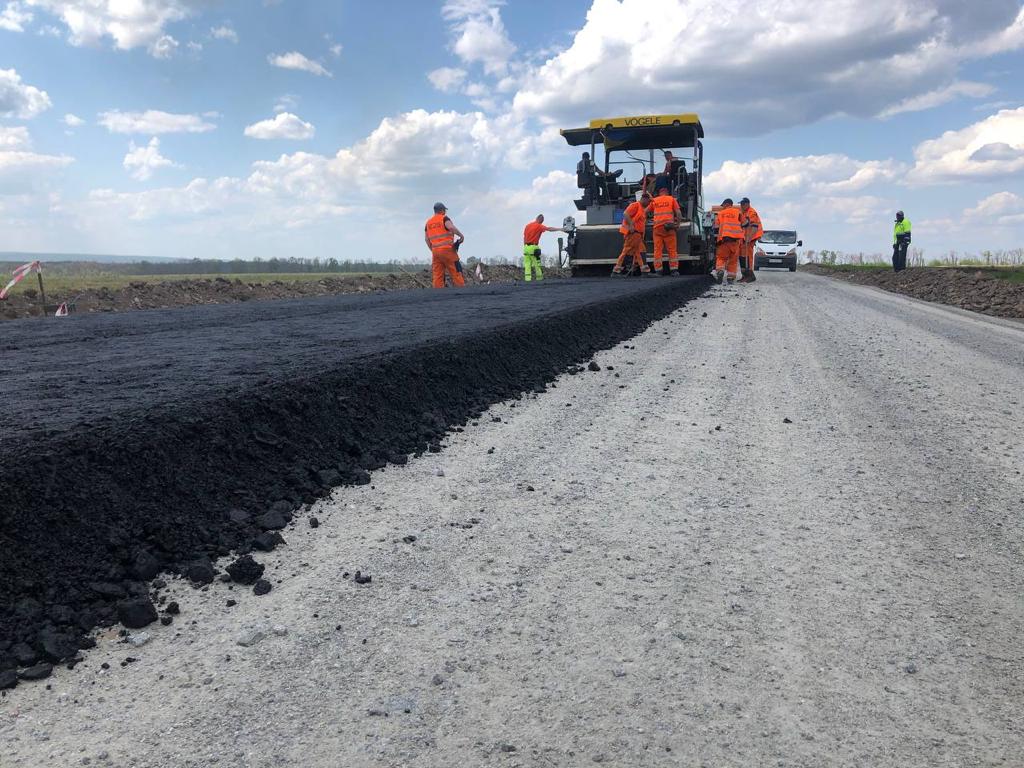 Ремонт дороги поблизу села Хотімля Старосалтівської громади