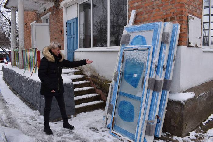 Печеніги, заміна вікон у дитячих садках