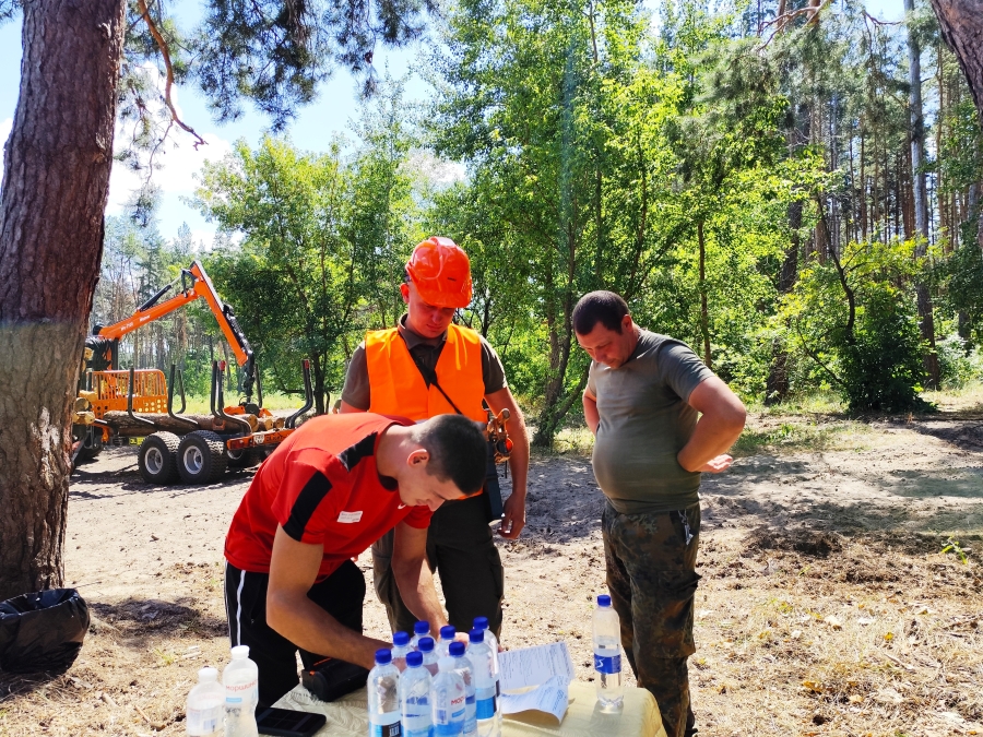 Покупка дров на Харківщині/фото: Слобідський край