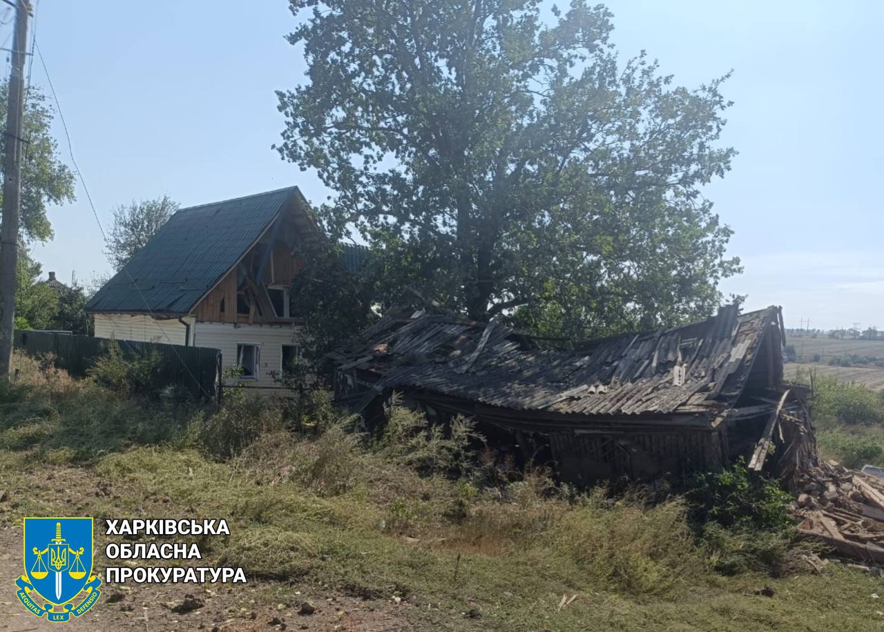 Окупанти завдали авіаудару по Шийківці: пошкоджено 10 будинків