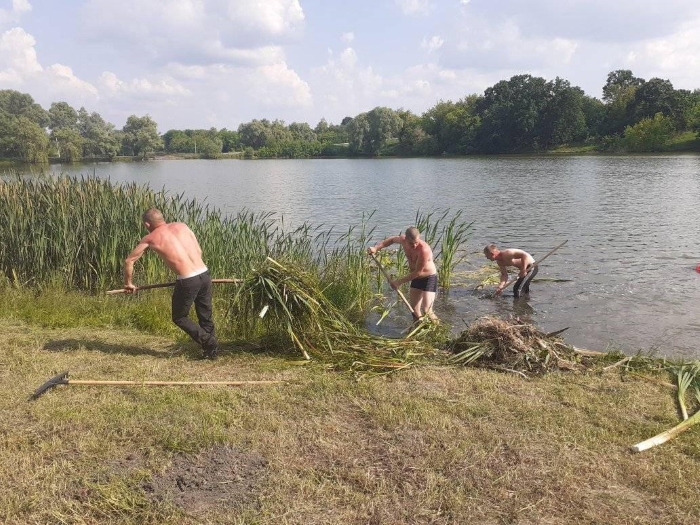 Розчищення ставка в Каплунівці Краснокутської громади