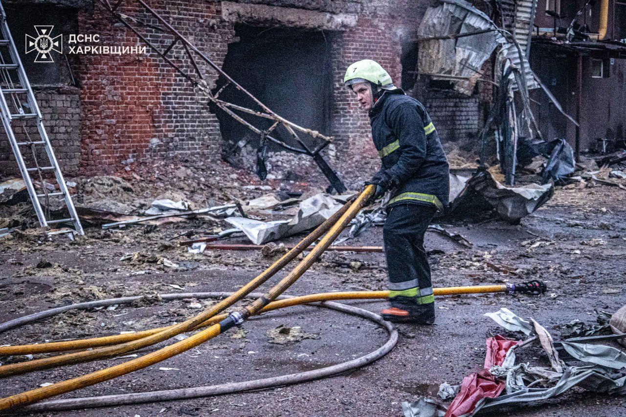 У Харкові горіло підприємство