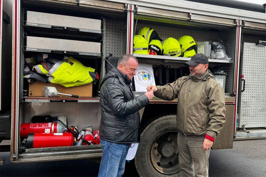 Передача пожежної автівки 