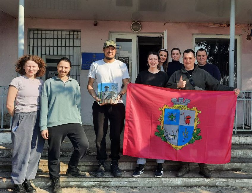 Староста в волонтерами із Великої Британії