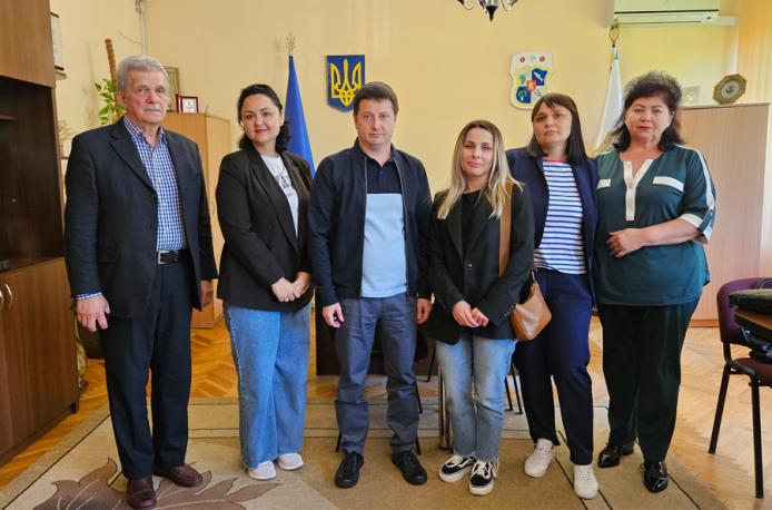 Офіційна частина зустрічі представників Виноградівської і Близнюківської  громад/Фото: Близнюківська селищна рада